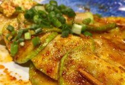 三月瓜如何烤着吃视频,家常烤瓜新体验