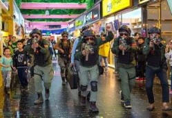 万隆城吃瓜事件视频播放,视频曝光引发网友热议