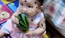 网课哥哥和妹妹吃瓜视频,网课哥哥与妹妹的甜蜜瓜田时光