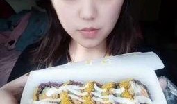 吃哈密瓜的女儿视频播放,甜蜜瞬间引网友热议