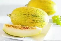 黑人阿姨吃哈密瓜视频,甜蜜瞬间引网友热议