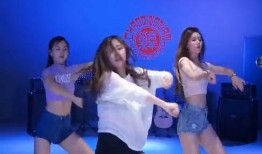 美女跳舞吃瓜视频大全图片