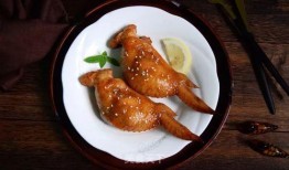 阿瓜吃鸡翅包饭视频教程,家常美味轻松学