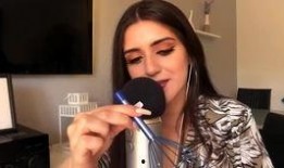 百变阿姨吃瓜最新视频,揭秘娱乐圈幕后故事