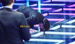 吃瓜的张艺兴完整视频,趣味互动，揭秘娱乐圈幕后故事