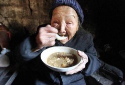 老太吃瓜暴毙视频大全,老太吃瓜暴毙视频大盘点