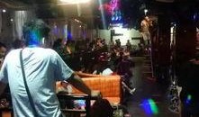 群众吃瓜视频表演,短视频平台上演欢乐盛宴