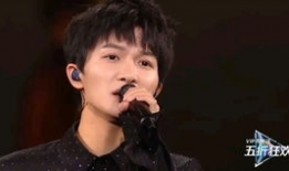 周深大型吃瓜现场视频,笑料百出，网友直呼“太可爱”