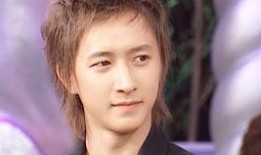 韩庚吃瓜群众视频,揭秘明星幕后生活