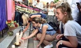 警察抓捕吃瓜群众视频,抓捕现场吃瓜群众瞬间曝光