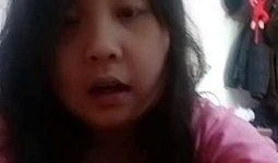 东北小妞吃瓜视频,揭秘娱乐圈幕后故事