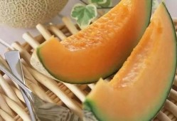 老陈吃哈密瓜视频,甜蜜滋味尽收眼底