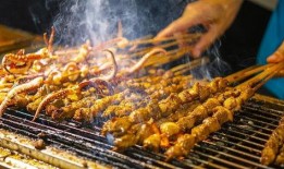 济南烧烤吃瓜事件视频最新,一场网络热议的街头冲突瞬间