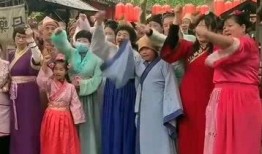 群众吃瓜视频表演,短视频平台上演欢乐盛宴